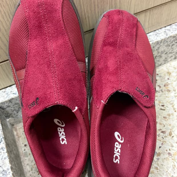 아식스 라이프 워커 워킹화 버건디