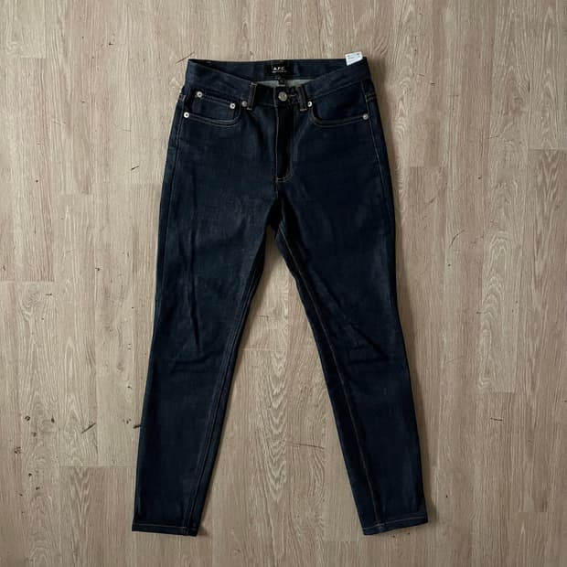 A.P.C. 하이 스탠다드 생지 데님 청바지