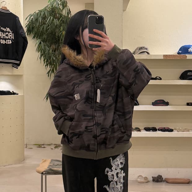 브라운 카모 퍼 후드 집업 U231