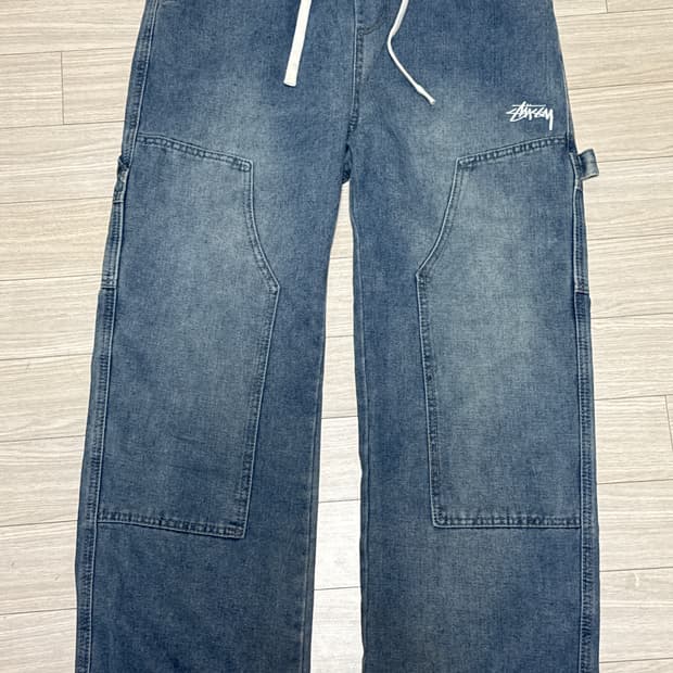 STUSSY