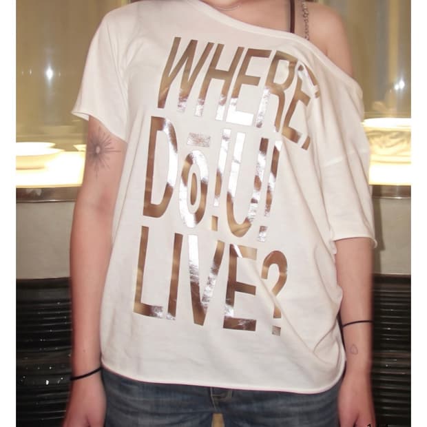 아람하우스 티셔츠 WHERE! DO! U! LIVE? (white)