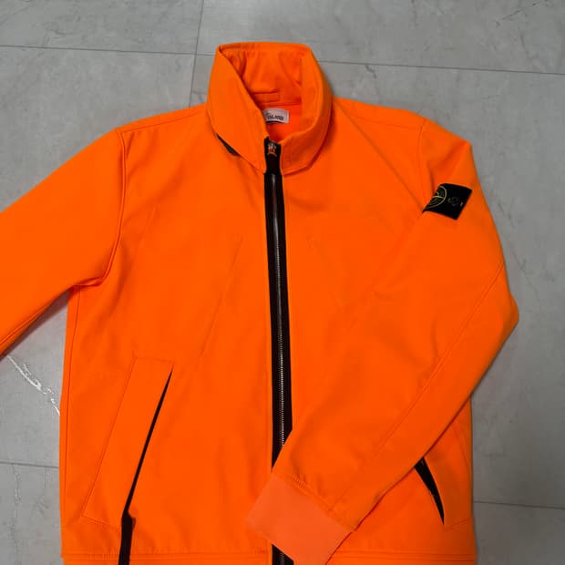 스톤아일랜드 소프트쉘 자켓 M