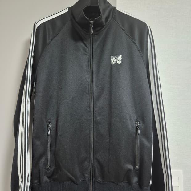 [M] 니들스 트랙 자켓 폴리 스무스 블랙 화이트