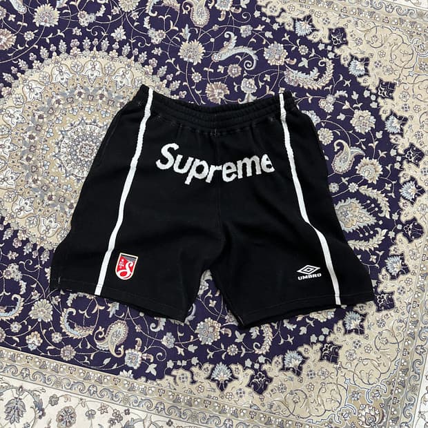 Supreme x Umbro Knit Soccer Shorts Black