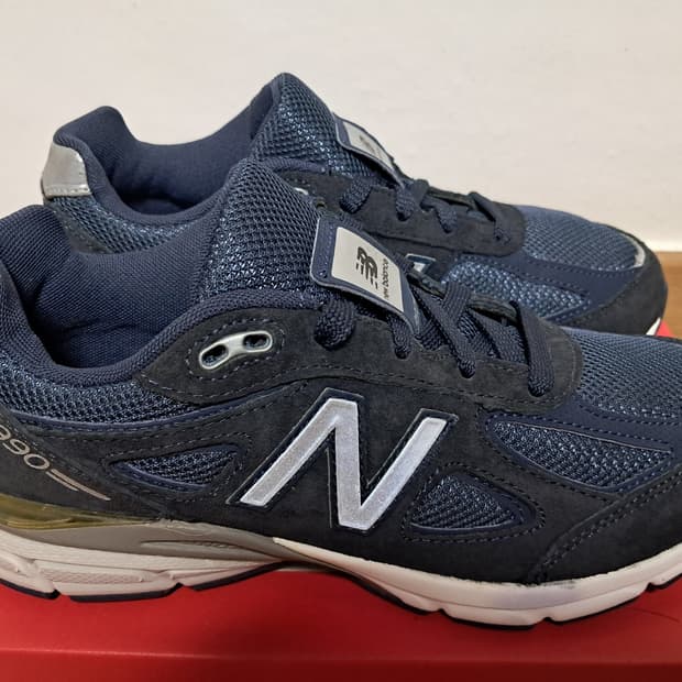 뉴발란스 990v4 230