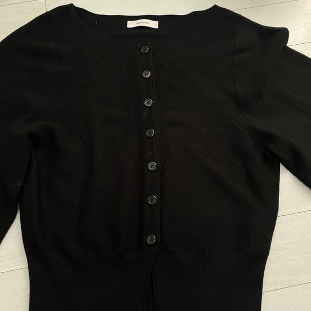 아모멘토가디건 검정