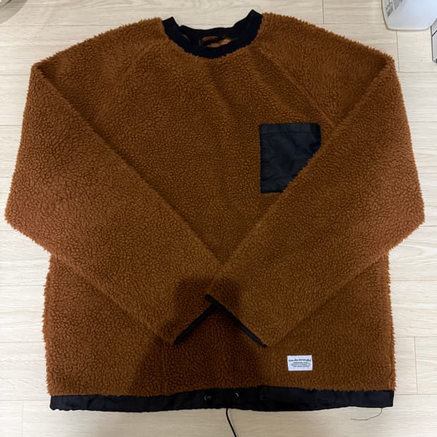 플리스 브라운 포켓 맨투맨