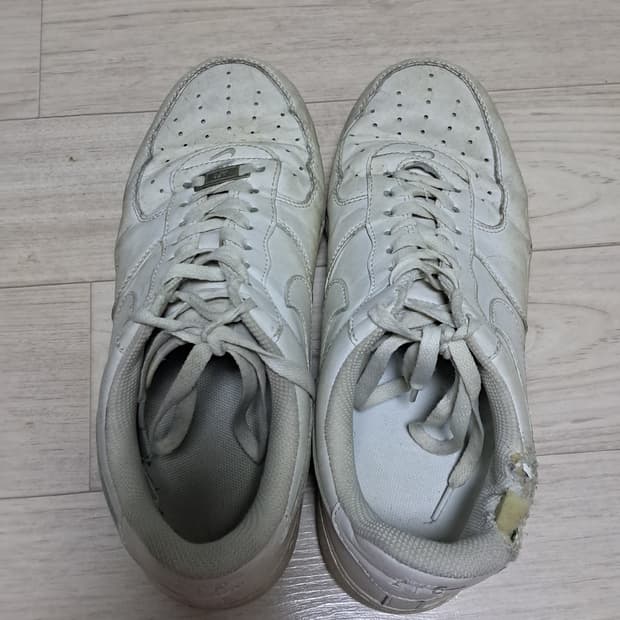 나이키 슈프림에어포스