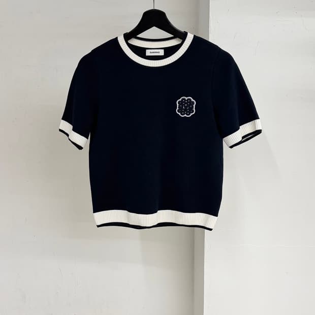 산드로 네이비 하프 니트 탑