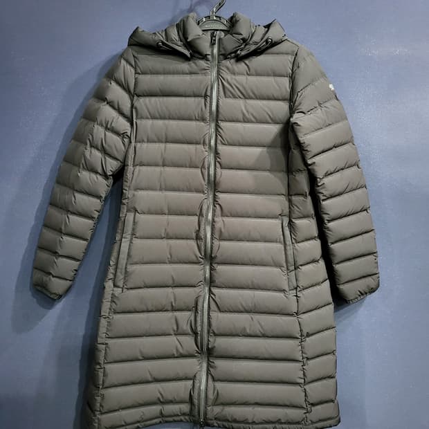 코오롱 스포츠 구스다운 경량패딩