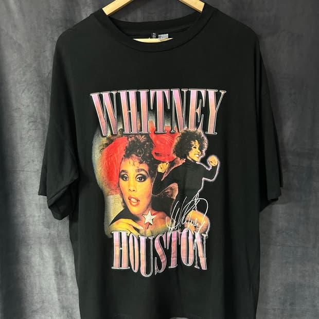 H&M DIVIDED 휘트니 휴스턴 공식 라이선스 그래픽 반팔 티셔츠 L