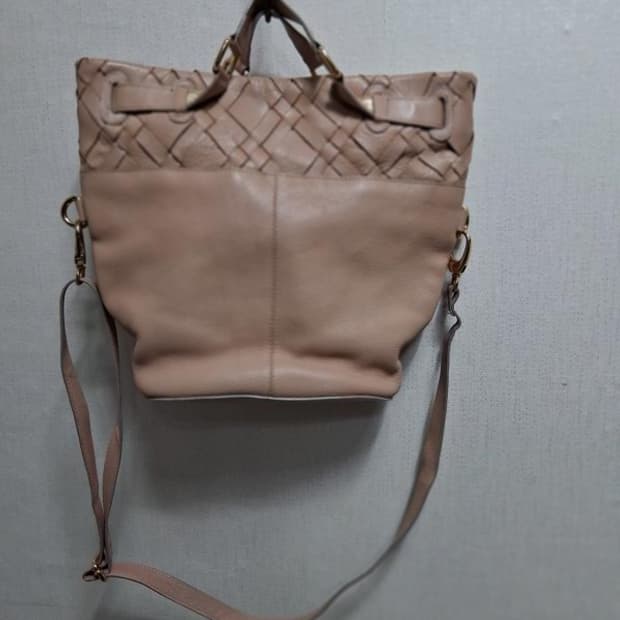 일본구제 Casellini 카셀리니 산호색 가죽코로스겸 토드 미사용품
묵