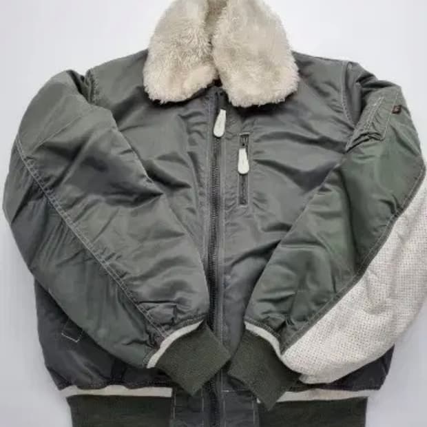 알파인더스트리x헤드포터플러스 MA-1