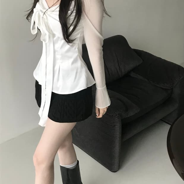 HilldaX고희 콜라보 Swan Blouse 화이트