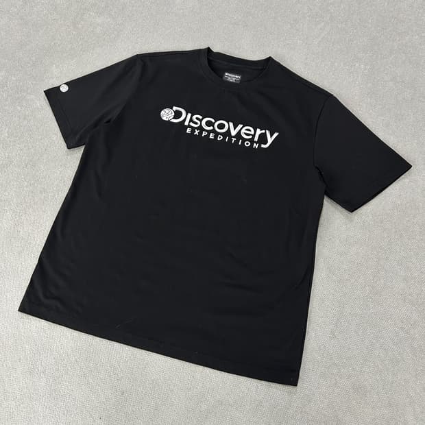 디스커버리 반팔 블랙 