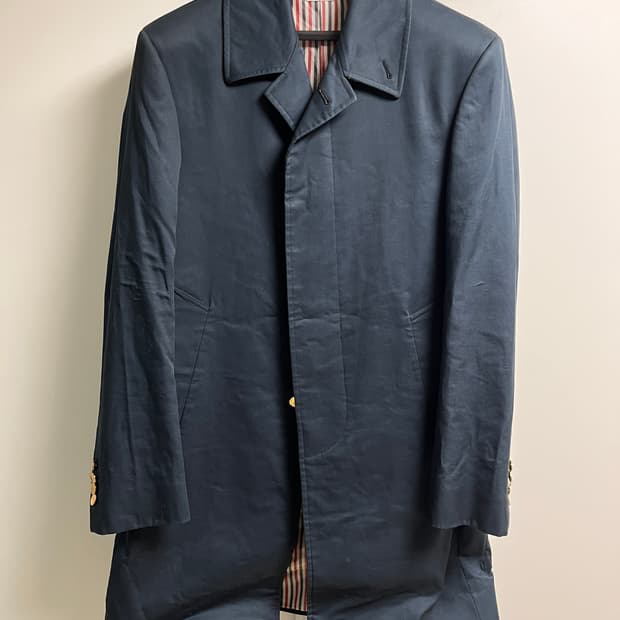 톰브라운 금장 맥코트