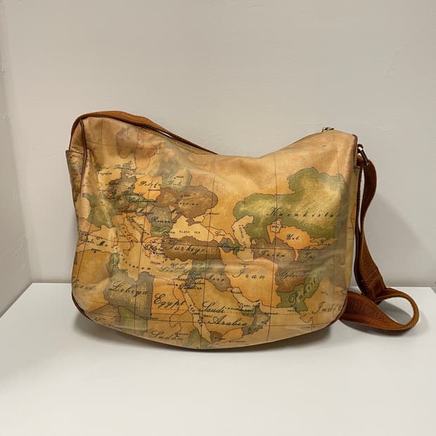 프리마클라쎄 크로스백