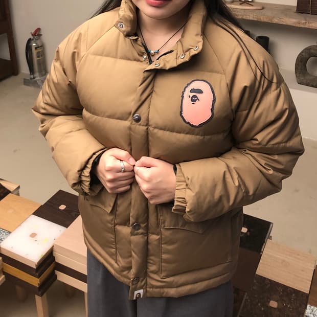 베이프 양면로고 다운 패딩