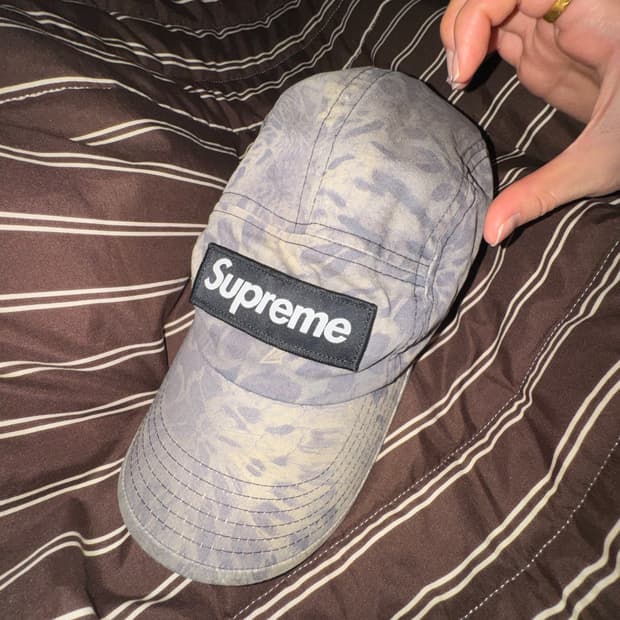 슈프림 볼캡 
