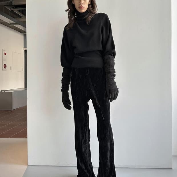 VELVET BOOTCUT PANTS
