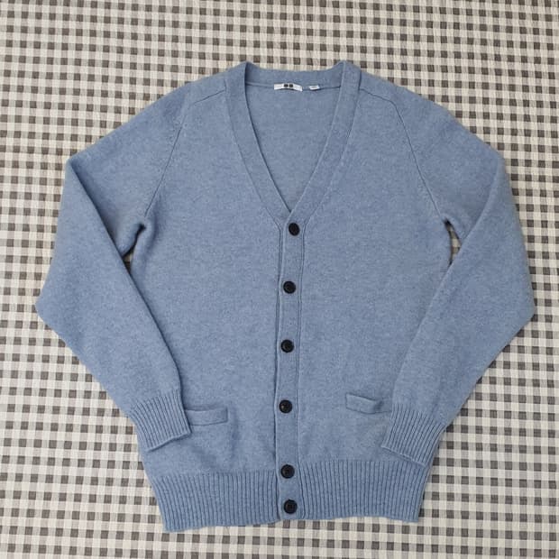 유니클로 울100 브이넥 가디건 남자95