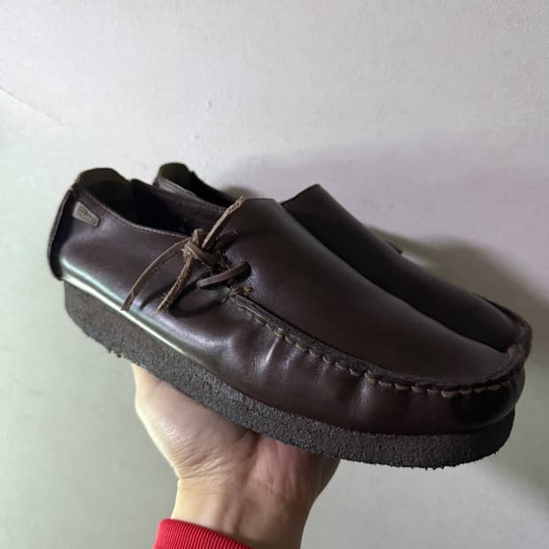 클락스 러거 다크브라운 (265-270정도)