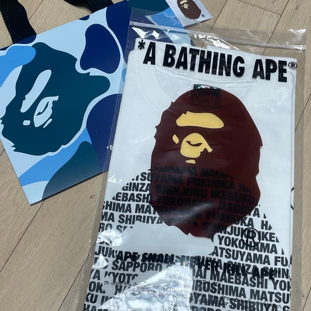 새상품)베이프 재팬 스토어 티 S 새상품