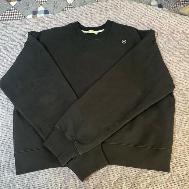 렉토 크롭 맨투맨