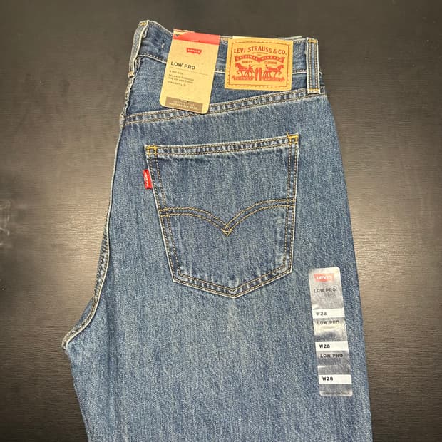 리바이스 로우프로진 청바지 W28 새제품