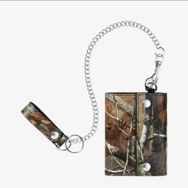 Supreme Leather Chain Wallet Realtree AP