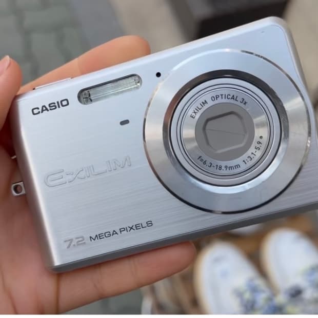 카시오 엑슬림 z77 디지털 카메라