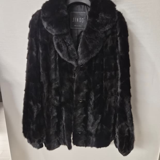 진도모피(JINDO) 정품 블랙 미니 밍크 자켓 (상태 최상)