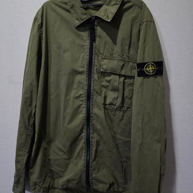 정품 스톤아일랜드 카키 오버셔츠 100 / L