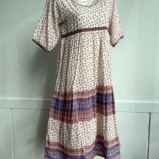 아이보리 핑크 에스닉 원피스