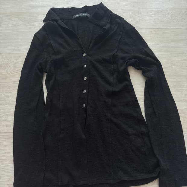 보헤미안서울 단추 롱슬리브