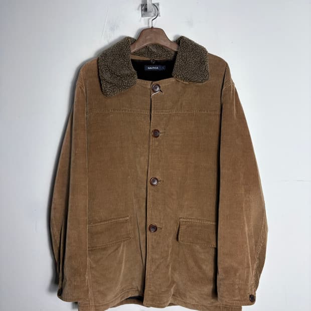 노티카 코듀로이 코트