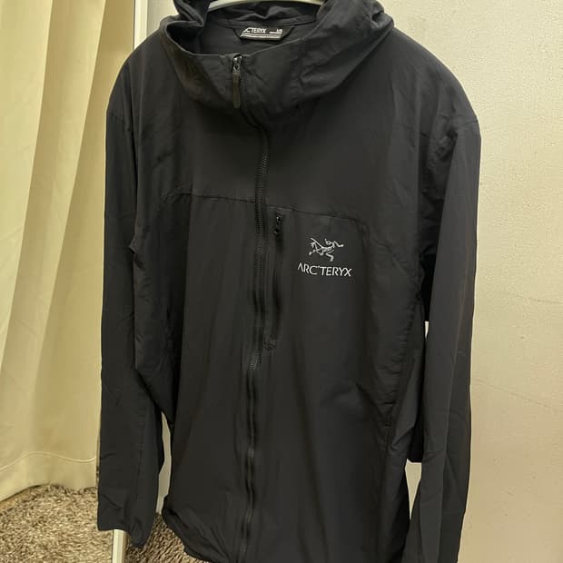 아크테릭스 스쿼미시 후드 블랙