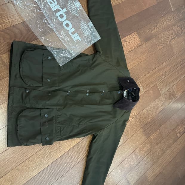 바버 뷰포트 38사이즈 올리브