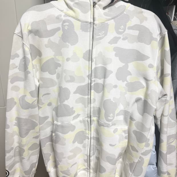 베이프 후드집업 