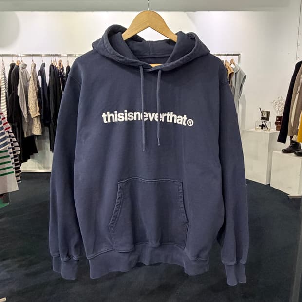 [L] 디스이즈네버댓 스펠아웃 후드티 네이비