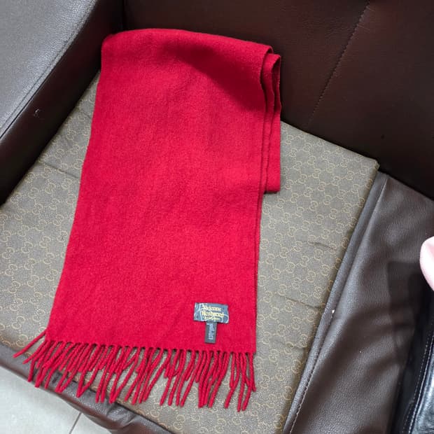 비비안웨스트우드 머플러