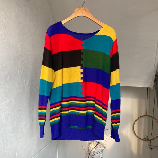 베네통st 비비드 그래픽 니트