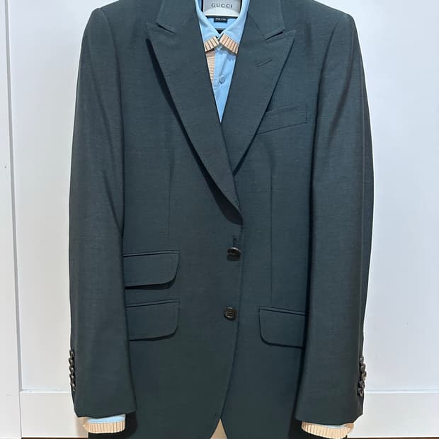 구찌 모헤어 수트 + 실크 셔츠 일괄판매