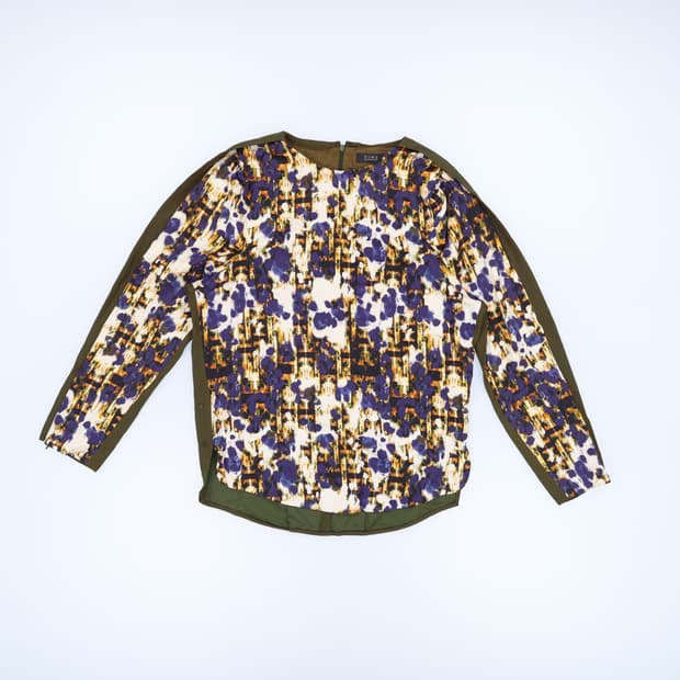 [82-94-160] 한섬 타임 여성 블라우스 0102H1