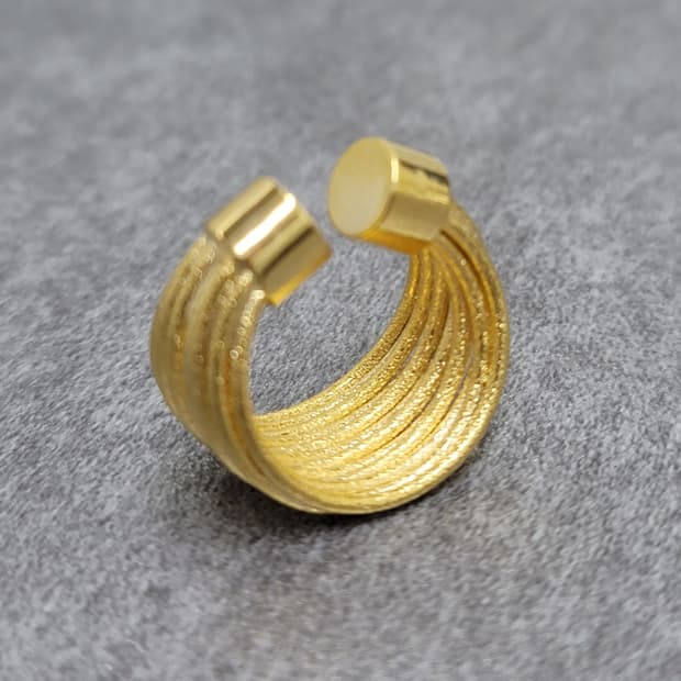 unique ring