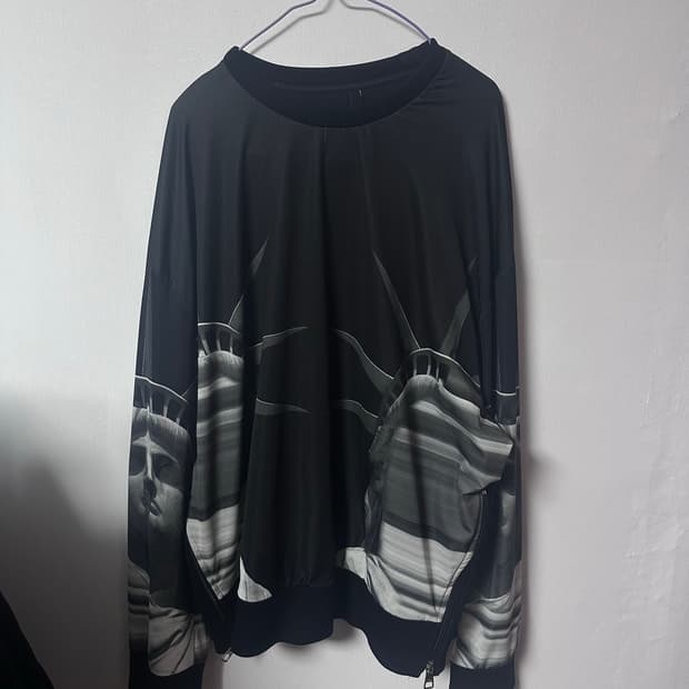 닐바렛 L사이즈 실크?맨투맨