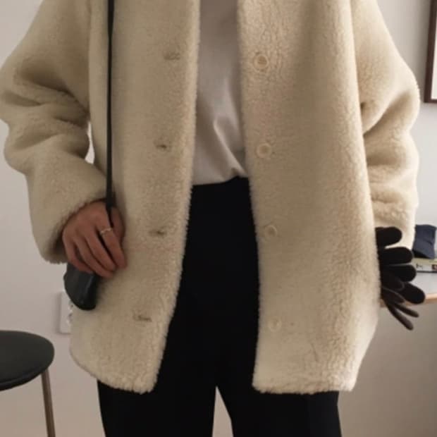 LETTER 샵레터 제인 퍼 코트