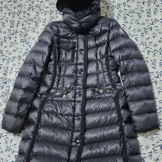 [정품] 몽클레어 헤르민 패딩 네이비+블랙 사이즈 0(여성용) 새상품급 