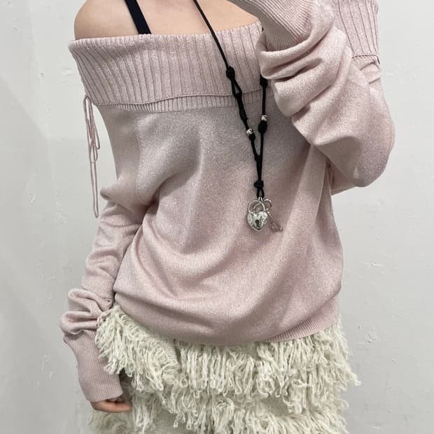 미쉘클랑 핑크 글리터 아일렛 오프숄더 니트