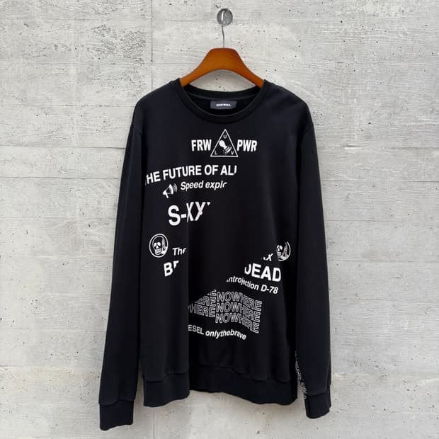 디젤 “S-Girk Folded” 스웻셔츠